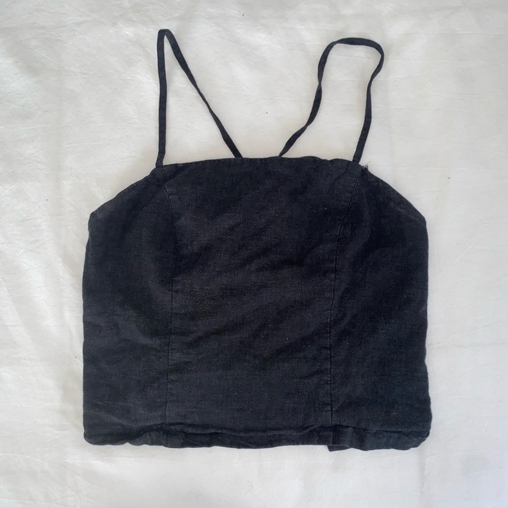 Cropped black shirt with lace up back